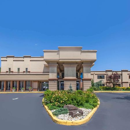 Baymont By Wyndham Pompton Plains/Wayne Hotel Pequannock Eksteriør billede