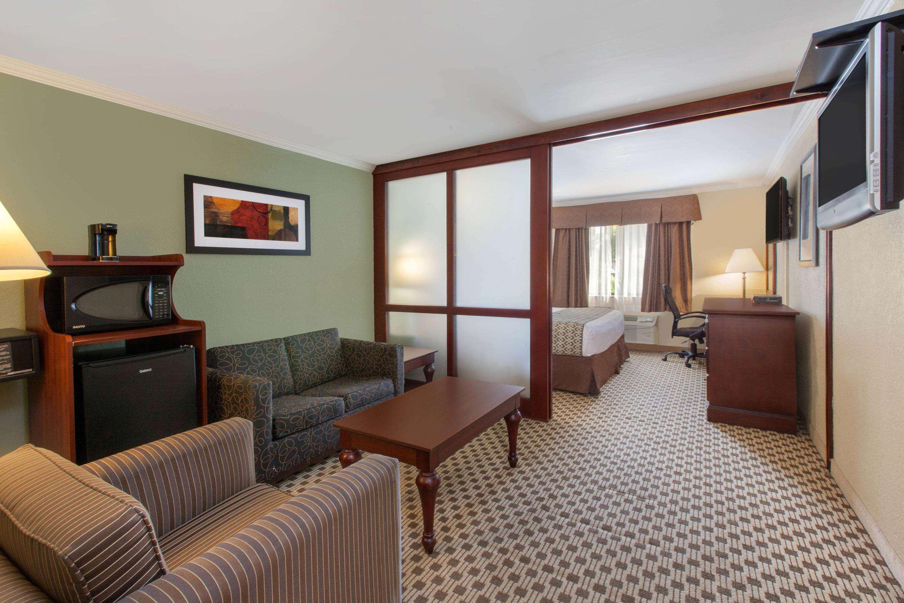 Baymont By Wyndham Pompton Plains/Wayne Hotel Pequannock Eksteriør billede